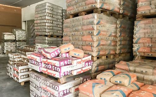 Verschiedene Baustoffe in unserem Lager